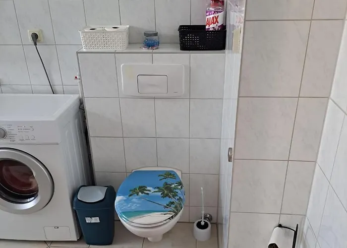 Stellas Monteurwohnungen Crimmitschau