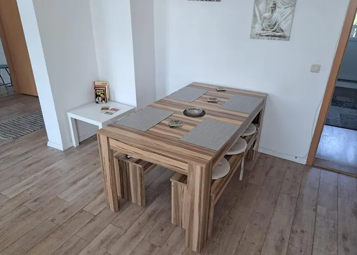 Stellas Monteurwohnungen شقة